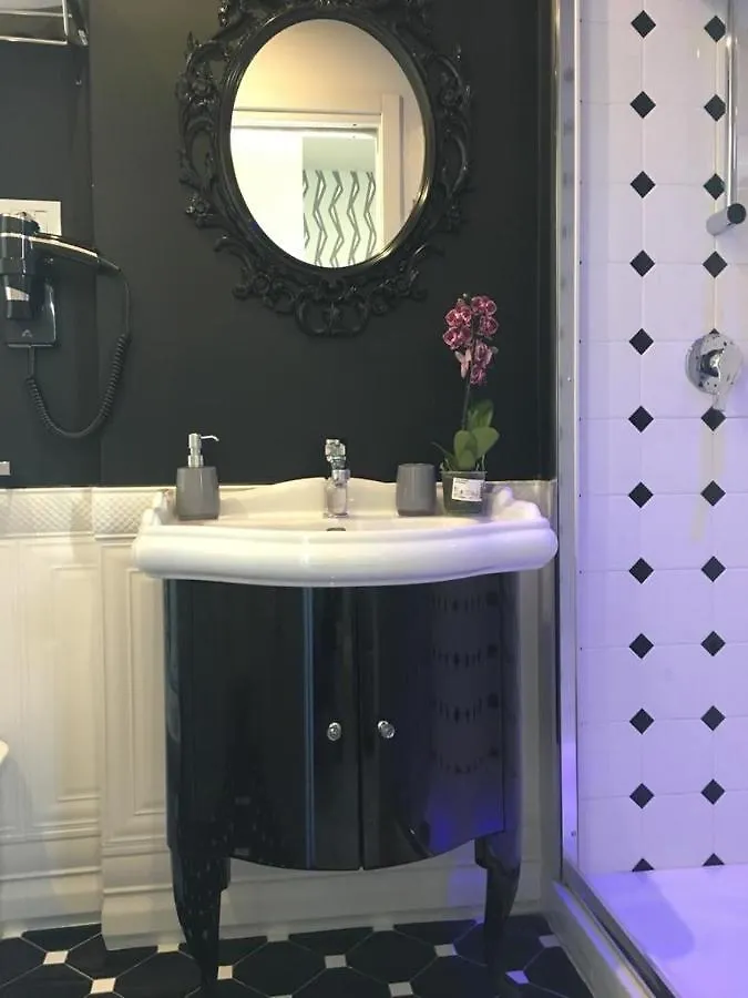 Ambra Noblesse Bed & Breakfast Naples