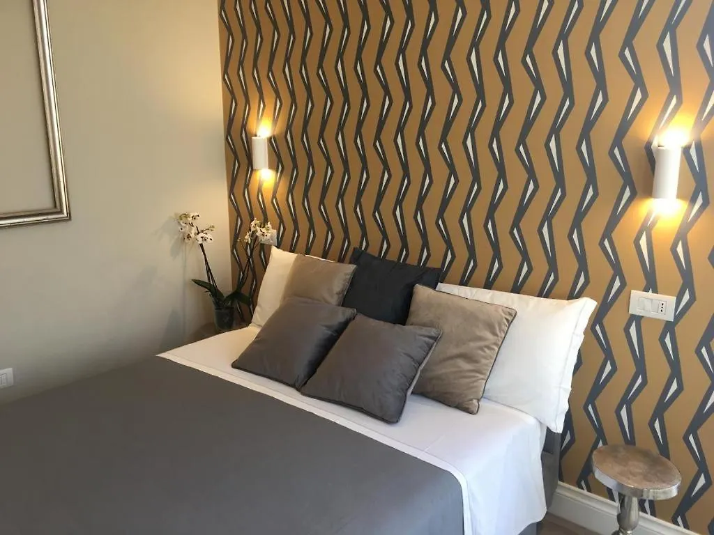 Ambra Noblesse Bed & Breakfast Naples 0*,